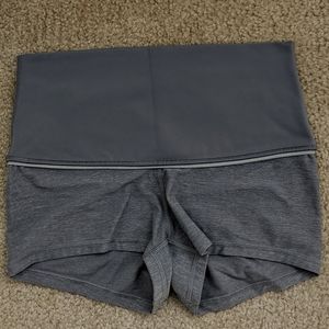Lululemon Boogie Short (Roll Down)
